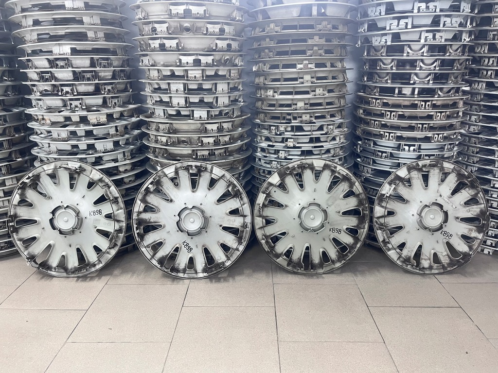 фото №6, Ковпаки vw passat golf caddy оригінальні 16'' nr ik0 601 147g