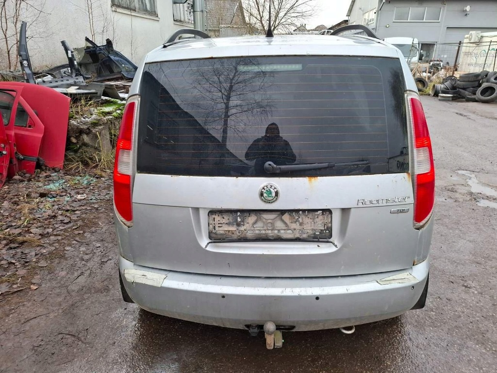 фото №6, Skoda roomster стекло окно ćwierćowego углового - задние правое 2009 1.4l as3