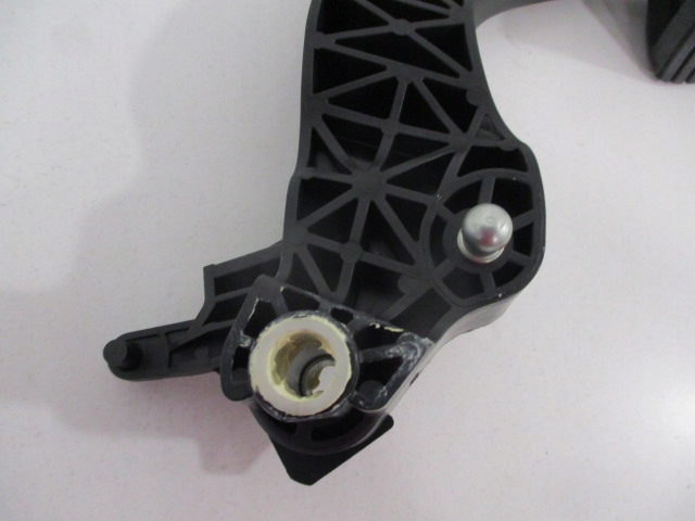 фото №7, C4 ii b7 ds4 ds5 педаль сцепления новый oryg. 1613273480