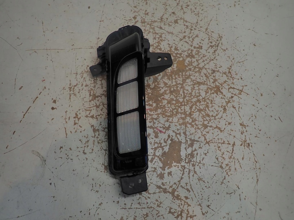 фото №1, Противотуманная фара правый vw t-roc 2017- r-line led