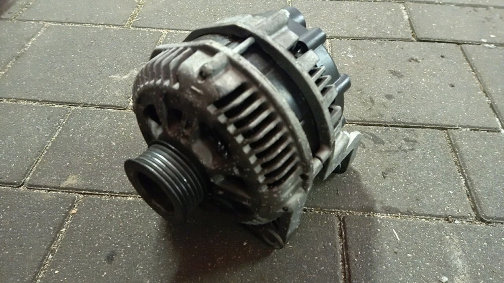 фото №1, Bmw e39 m57d25 525d генератор 7792092