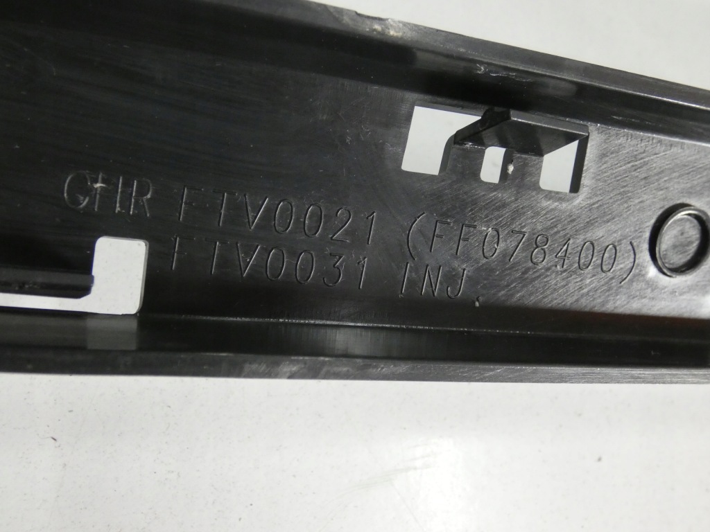 Решётка радиатора, решётка радиатора, молдинг бампера fiat 500l в Украине