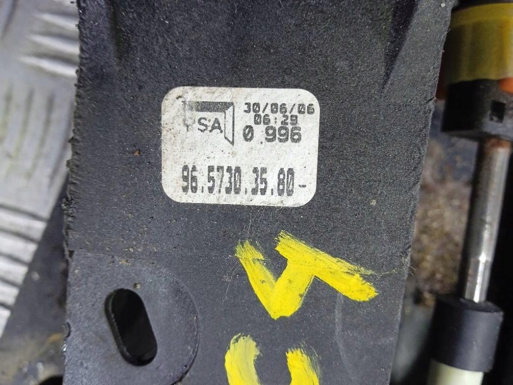 фото №3, Домкрат переключения передач citroen c4 9657303580