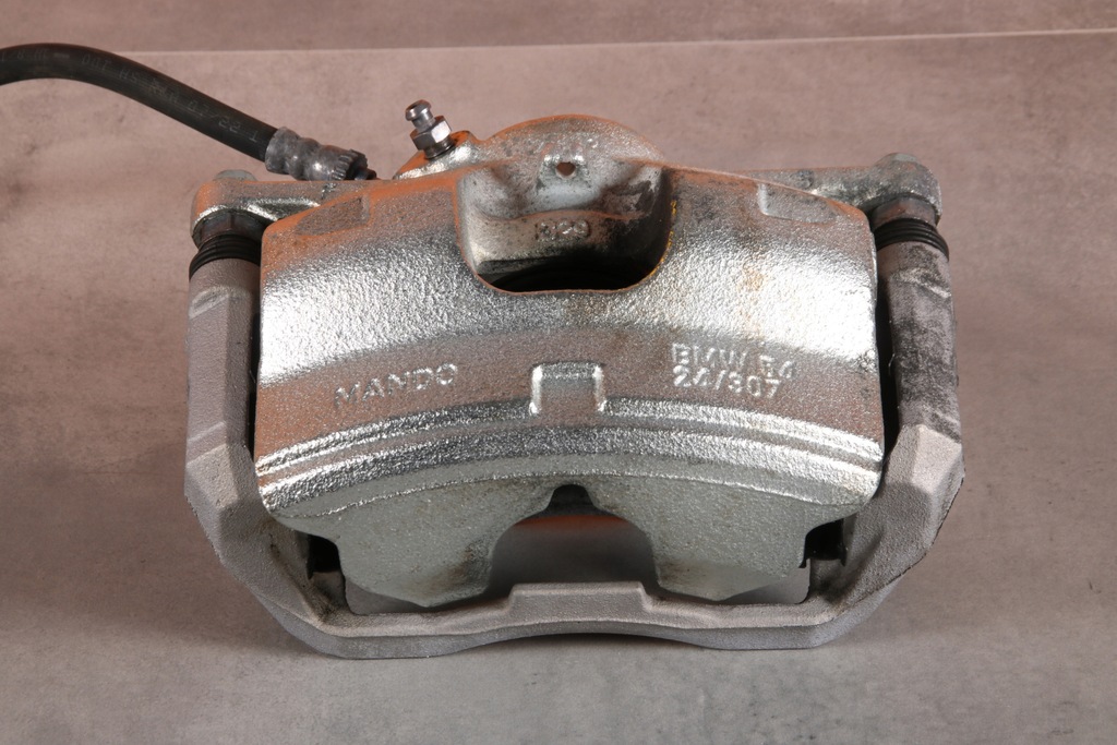 фото №7, Bmw x1 u11 x2 u10 суппорт тормозной правый передний 54/24/307 8846690 5639km!!