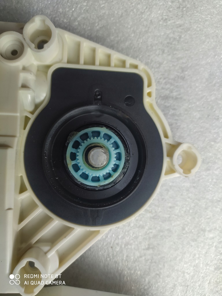 фото №4, Audi a6 c7 моторчик podnosz стекло правый задняя перед