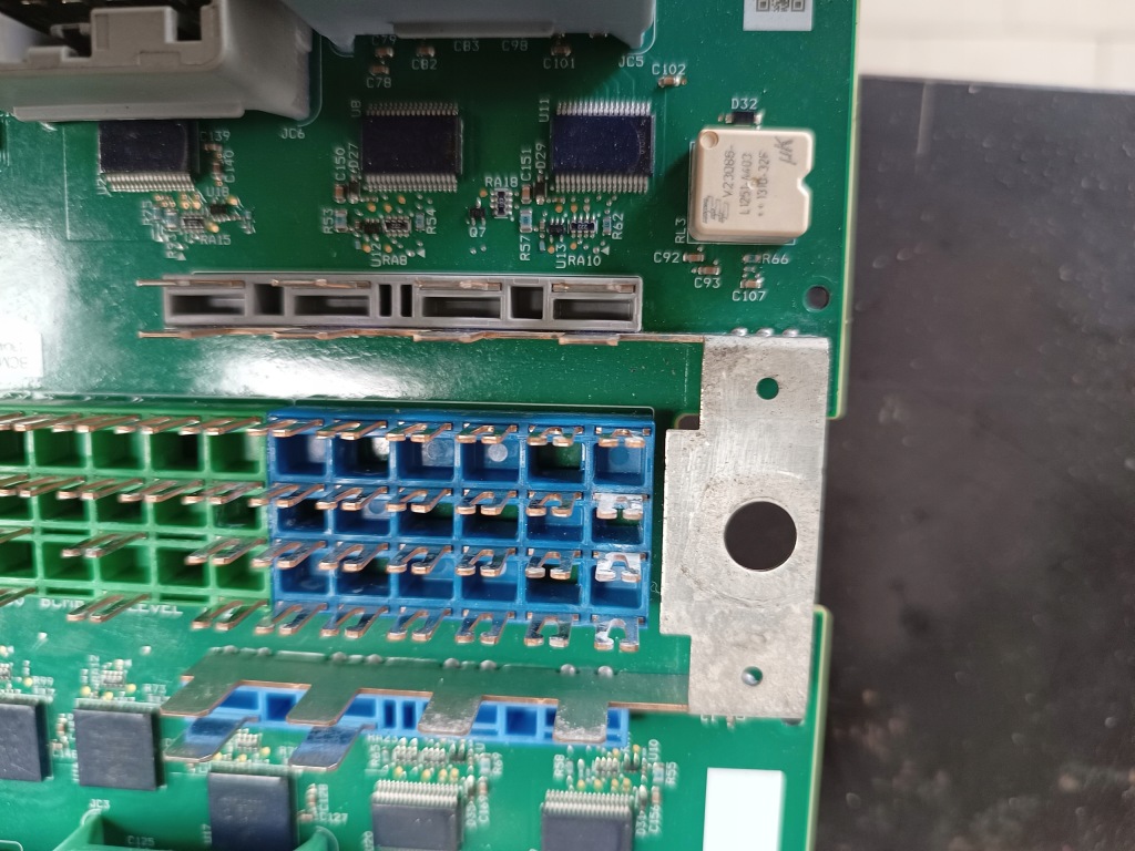 фото №10, Jaguar xf x250 lift - коробка запобіжників bcm