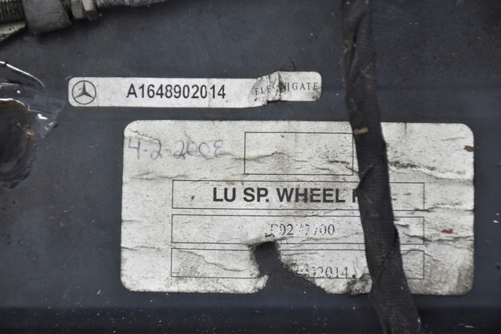 Купить Кронштейн колеса запасного mercedes ml w164