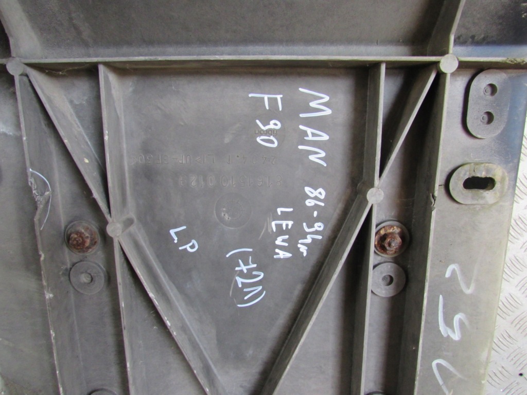 Купить Пороги корпус ступени левый перед 81615100129 man f90 86-94 r.