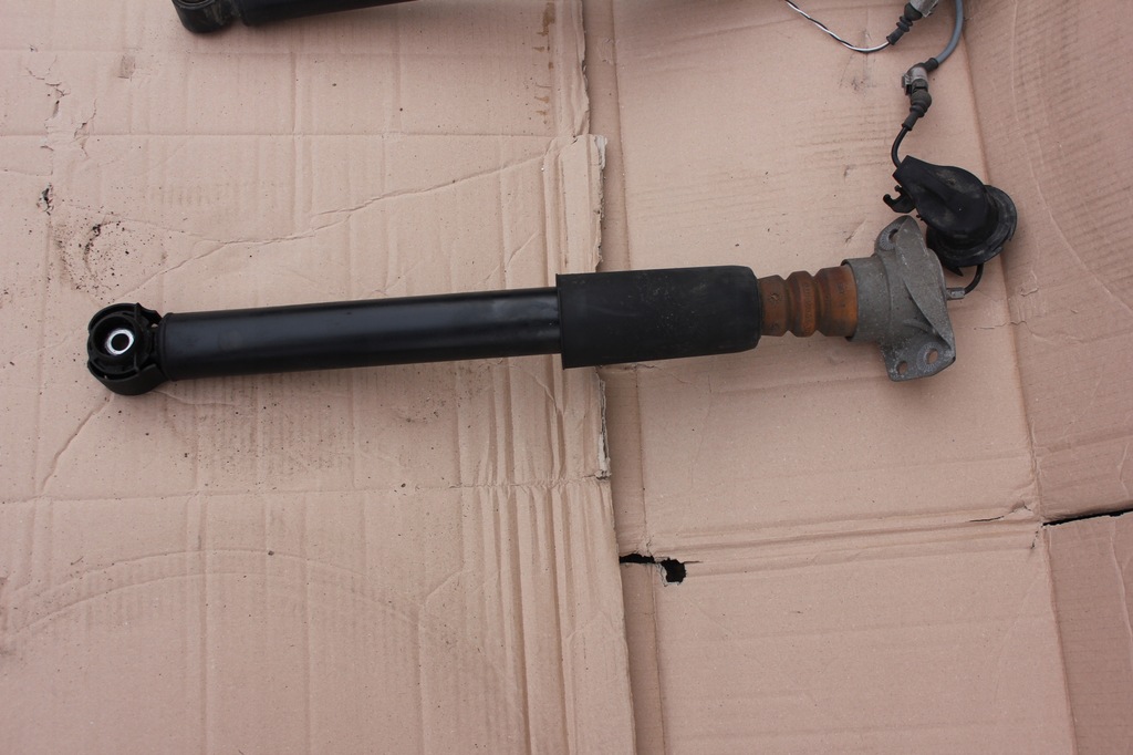 фото №1, Audi a6 c7 амортизатор задня задній 4g0616031ac