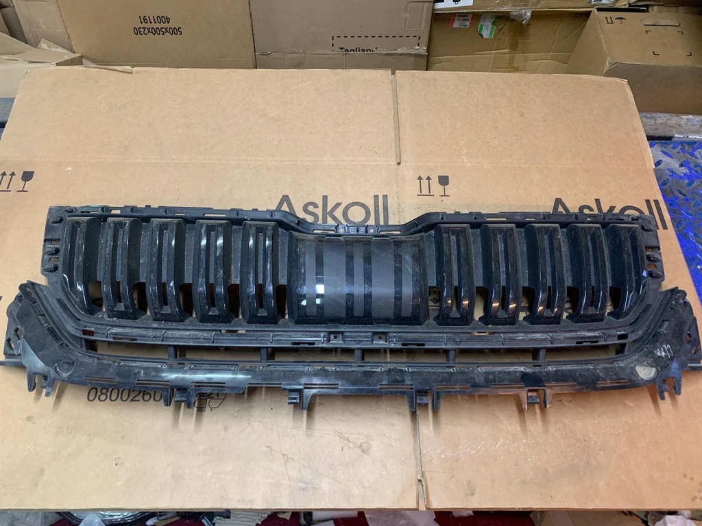 фото №1, Решітка радіатора решітка радіатора skoda kodiaq 565853653b