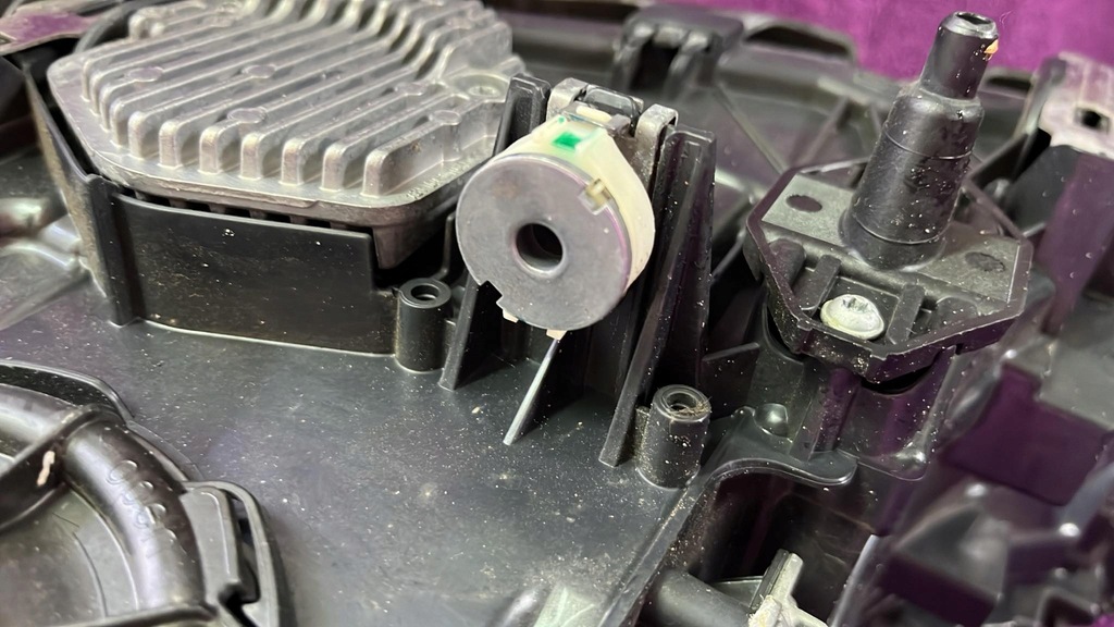 фото №9, Лампа bmw 7 g11 g12 full led usa комплектна з підсвічуванням права