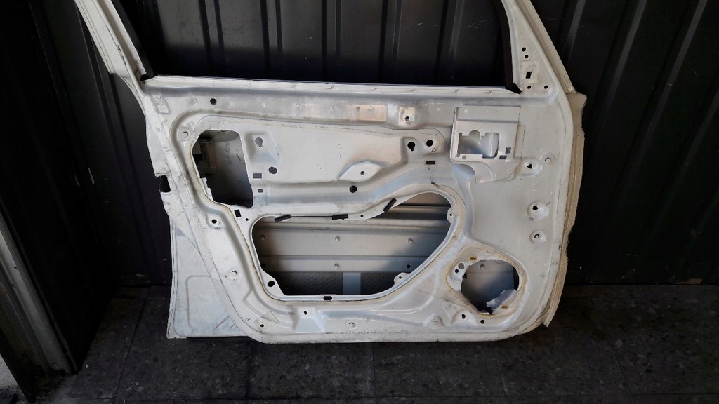 фото №11, Дверь левый перед citroen xsara picasso i 98r