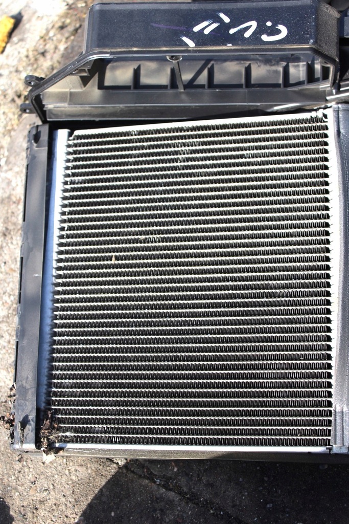 фото №8, Радиатор отопителя toyota avensis t25 corolla verso ii corolla e12