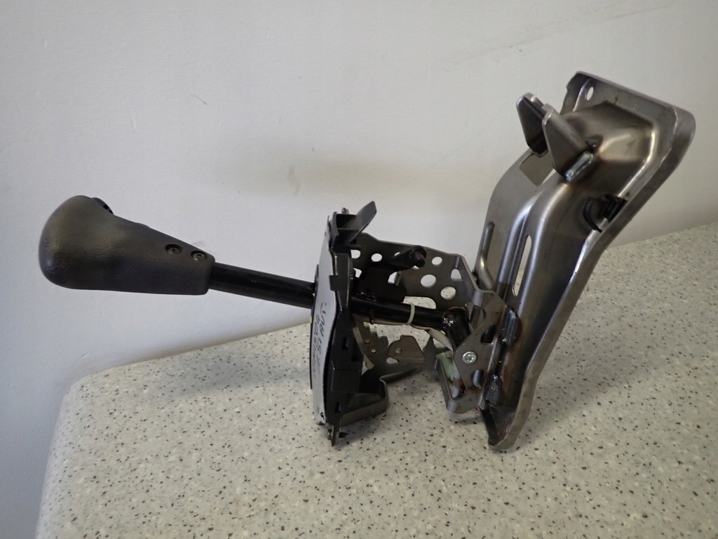 фото №6, Suzuki ignis 04-08 1.5 benz домкрат перемикання передач