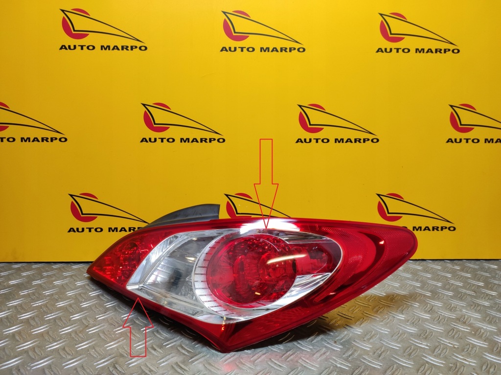 фото №4, Hyundai genesis coupe 2008-2011 лампа задняя r usa