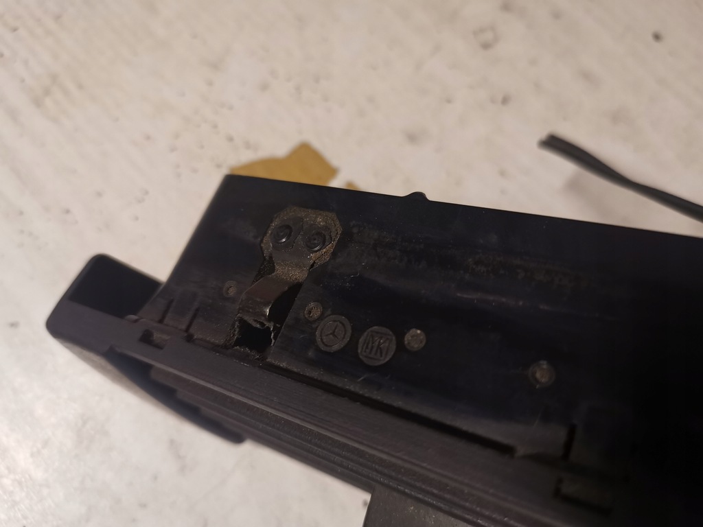 фото №8, Решётка обдув средняя mercedes e w124 s124