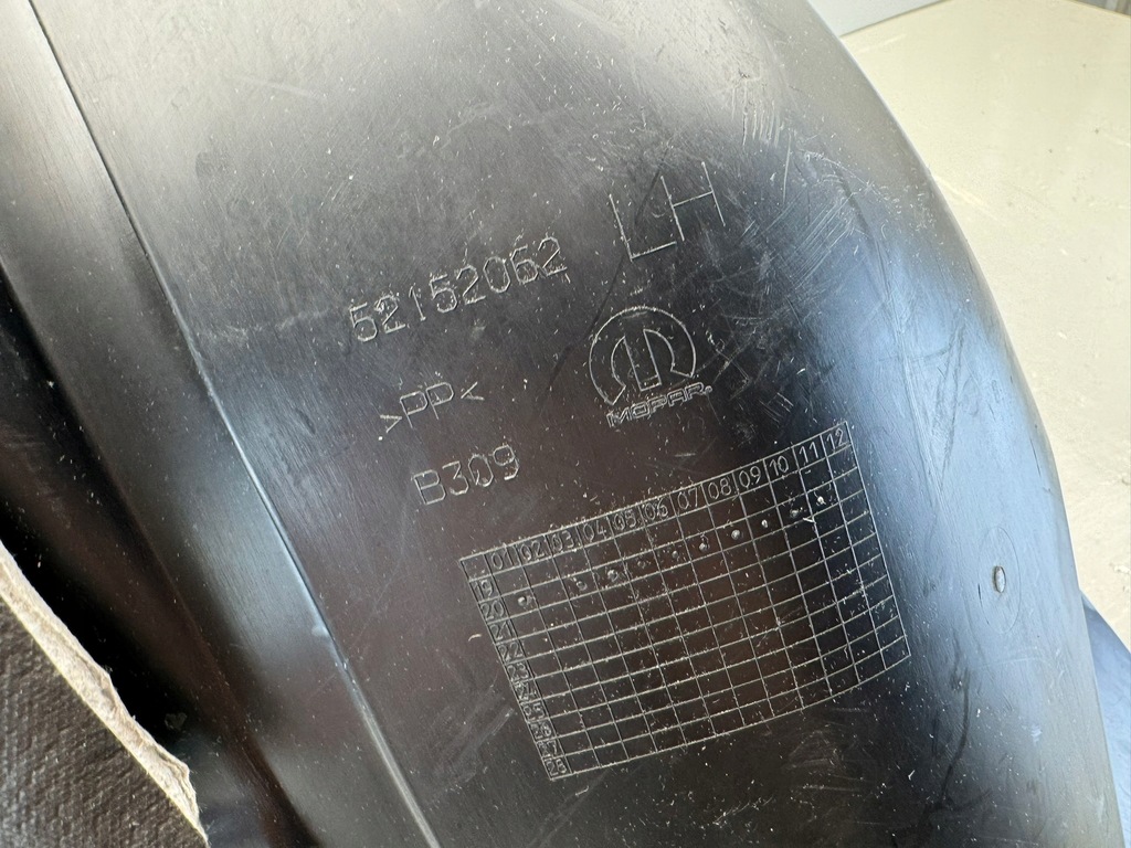 фото №9, Jeep compass 2 ii 16r- подкрылок левая передние левый перед 52152052