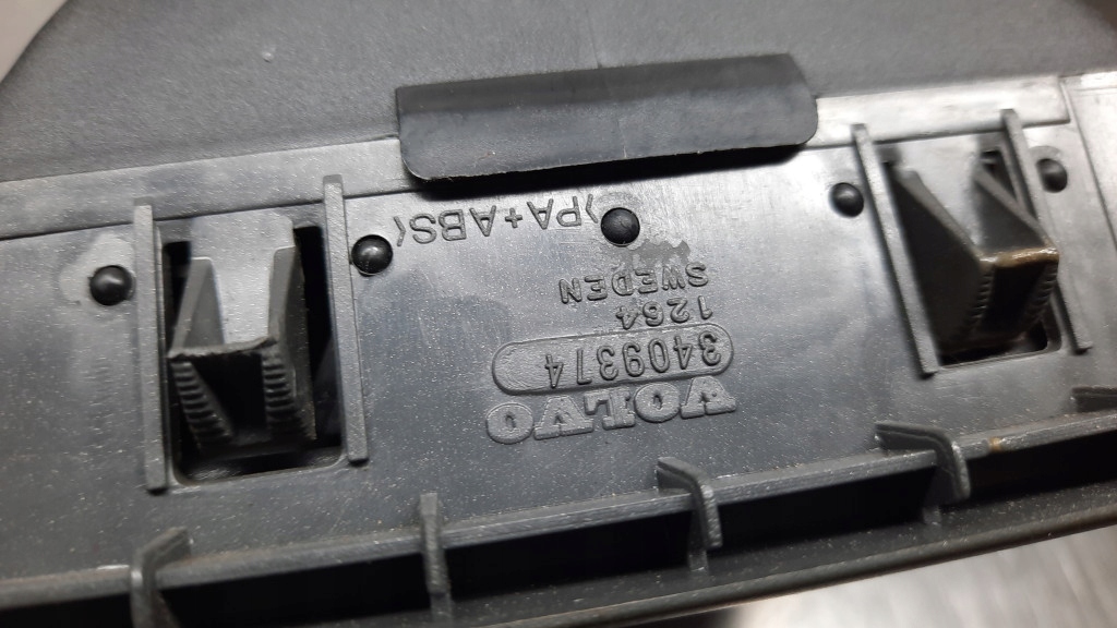 фото №6, Решётки обдув volvo s60 v70 ii 3409374