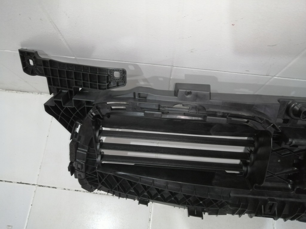 Жалюзі впуск повітря bmw ix3 g08 nowa оригінал hal 8768 Зі Шроту