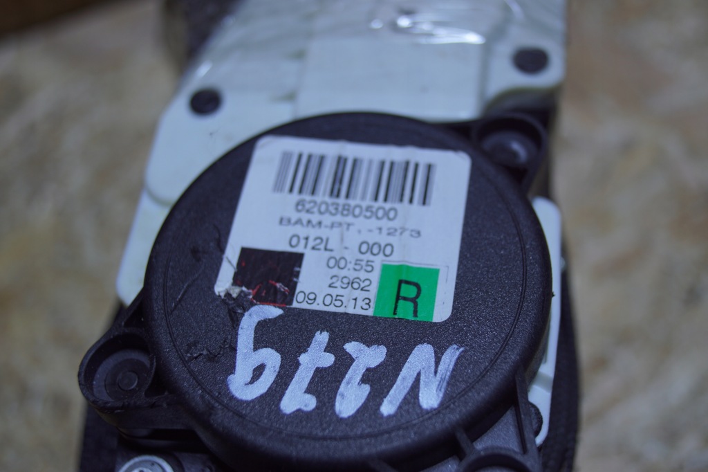 фото №7, Pas безпеки правий перед mercedes w204 lift coupe 620380500