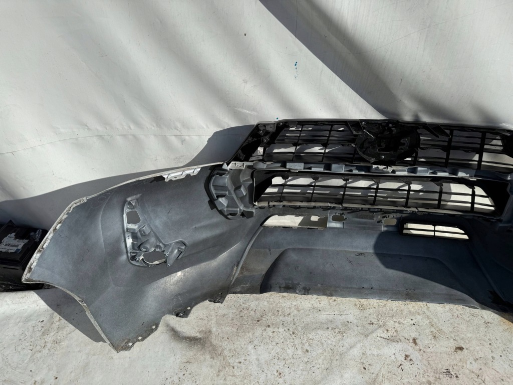 фото №13, Toyota hilux viii lift 2020 521190kk50 бампер перед передній решітка радіатора решітка