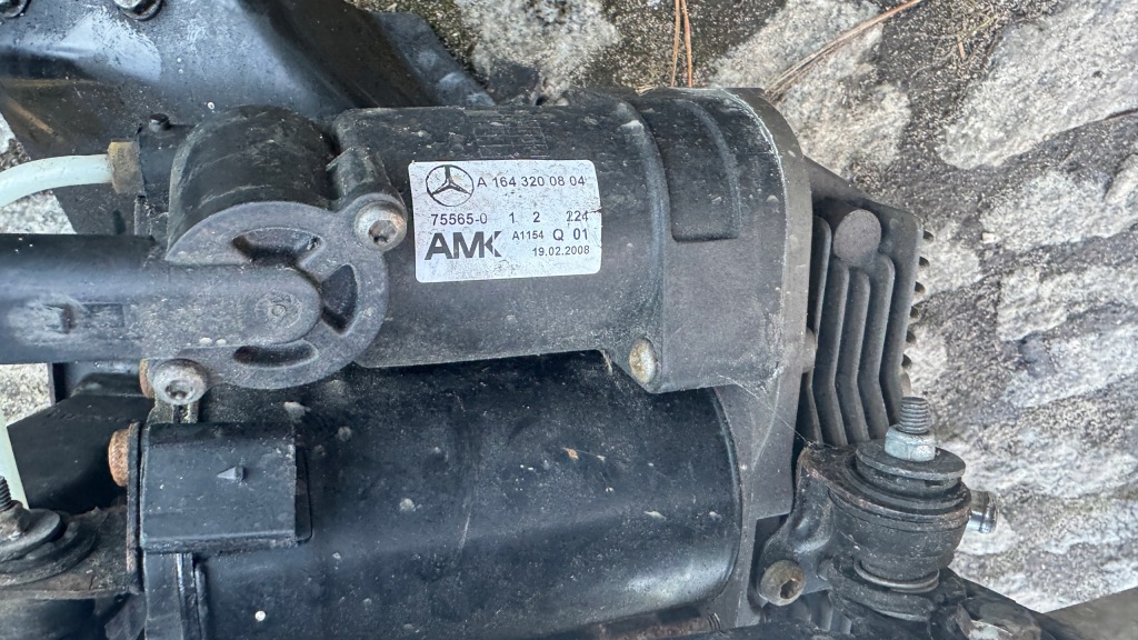 Купити Mercedes-benz оригінальний номер a1643200804 компресор підвіска
