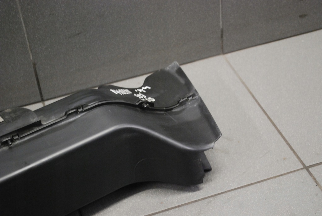 фото №7, Канал повітрозабірник повітря bmw 7 e65 4.4i 8223385