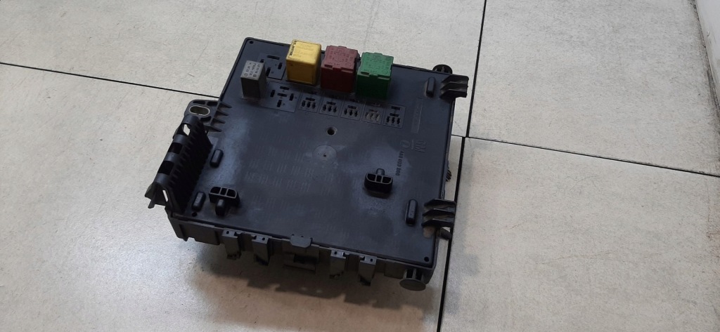 Коробка запобіжників vectra c 1.9 460023260 Недорого