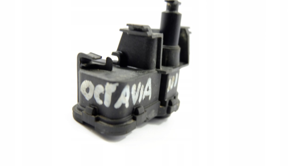 фото №5, Skoda octavia iii lift привід кришка заливної 7p0810773f