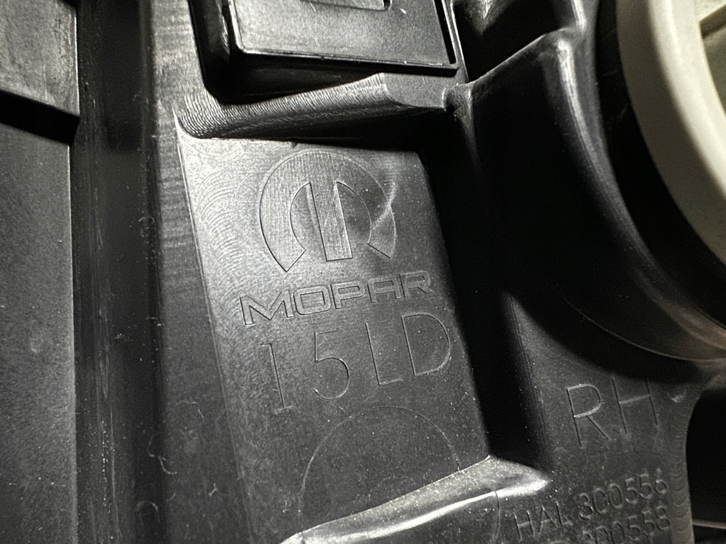 фото №15, Лампа dodge charger bi-xenon led usa ameryka правая оригинал mopar