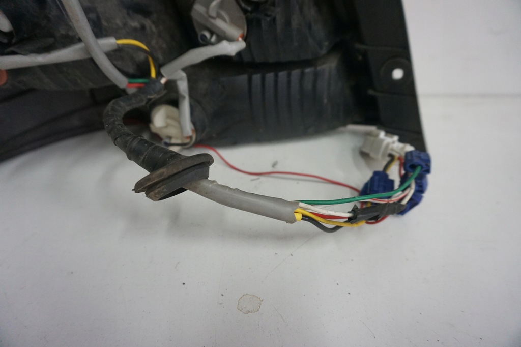 фото №11, Kia sorento i лампа задня ліва права 2005rok