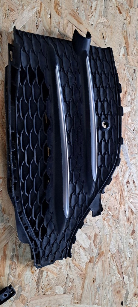 Купить Mercedes gle w167 amg решётка бампера левая накладки