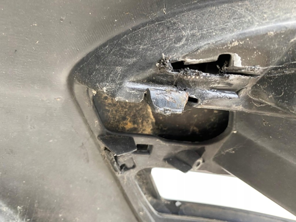 фото №16, Citroen c4 picasso i lift 10- бампер перед передний 9680402277