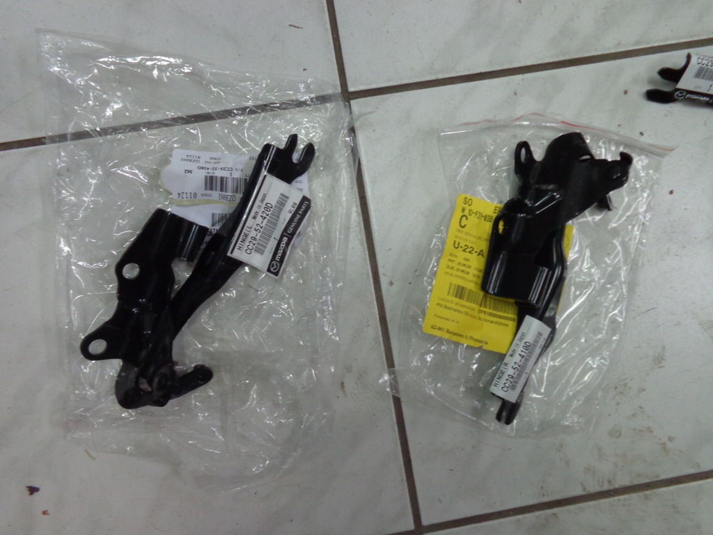 фото №1, Mazda 5 2005-2010 петля капот правий + лівий nowe