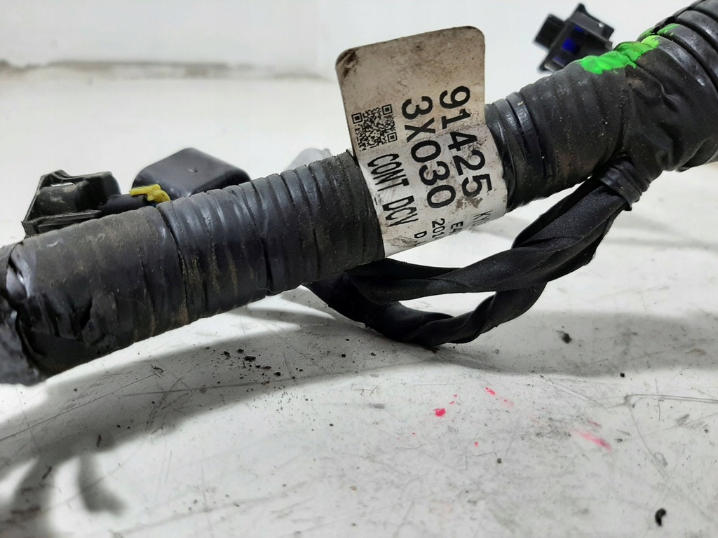 фото №10, Hyundai elantra v lift 1.6 16v 14r электропроводка жгут двигателя 91425-3x030
