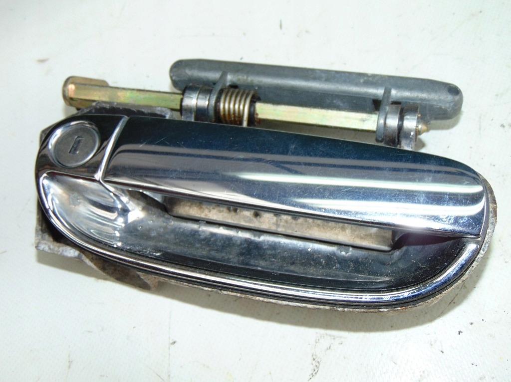 Alfa romeo 166 2.0 98r ручка правый перед Недорого