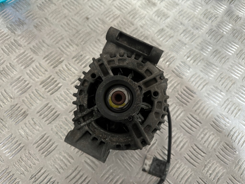 Mini cooper r50 1.6 16v генератор 7559223-01 с Разборки