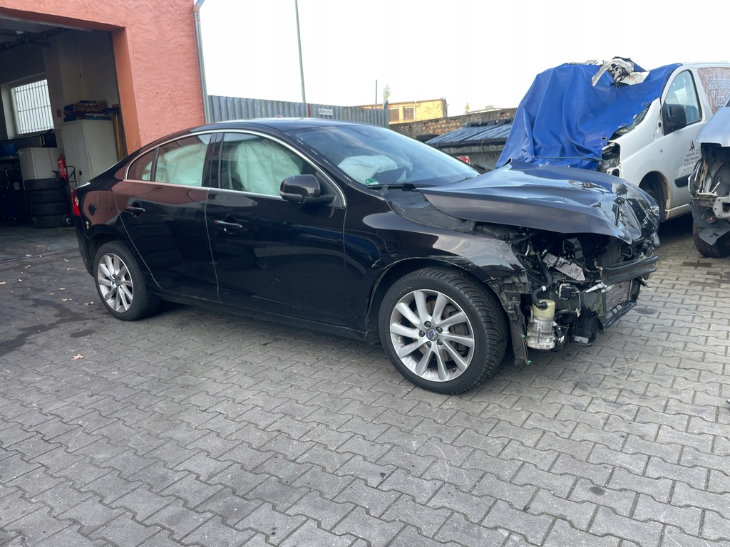 фото №9, Дах з люком volvo s60 ii 13-