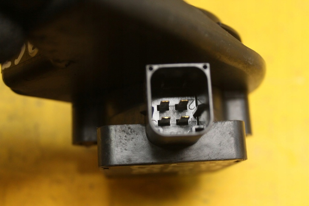 фото №6, Датчик положення газу 2.2b peugeot 607