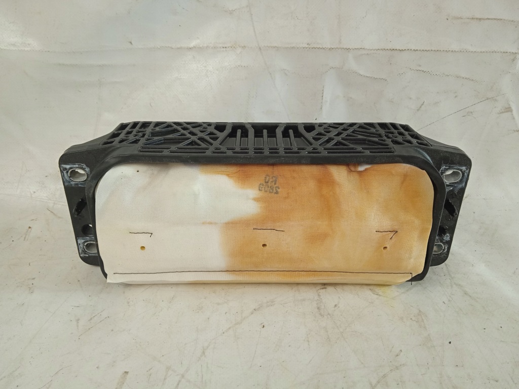 фото №1, Audi a5 17 подушка коленная пассажира usa