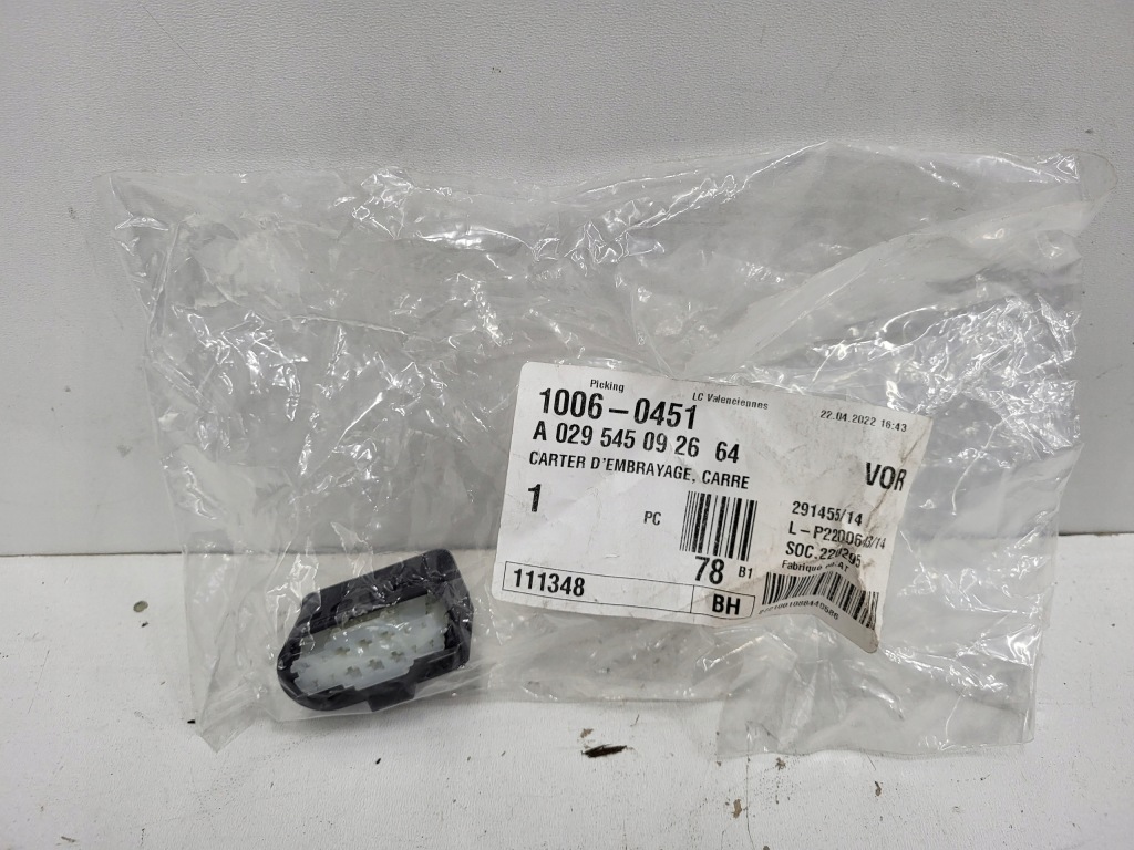 фото №1, Штекер електропроводка mercedes a0295450926