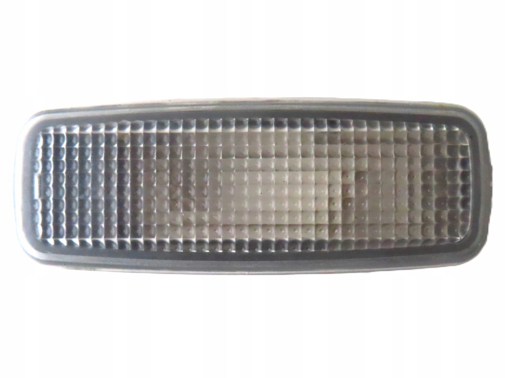 фото №1, Лампа освещение салона audi a6 c5 1997-2004 rok 8l0947105a