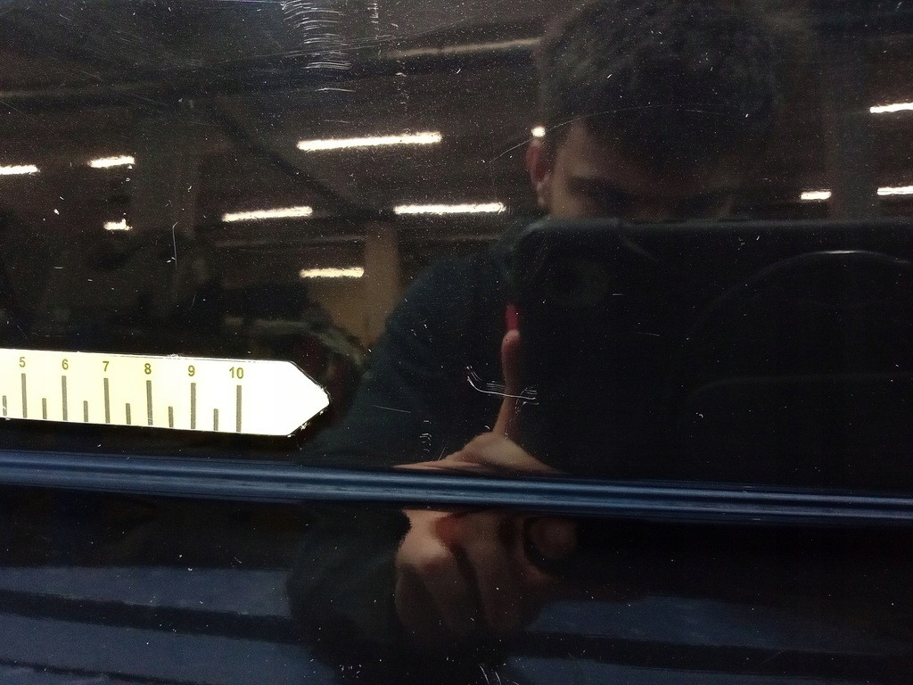 фото №7, Volvo xc90 i 02- крышка багажника борт нижняя багажника 452