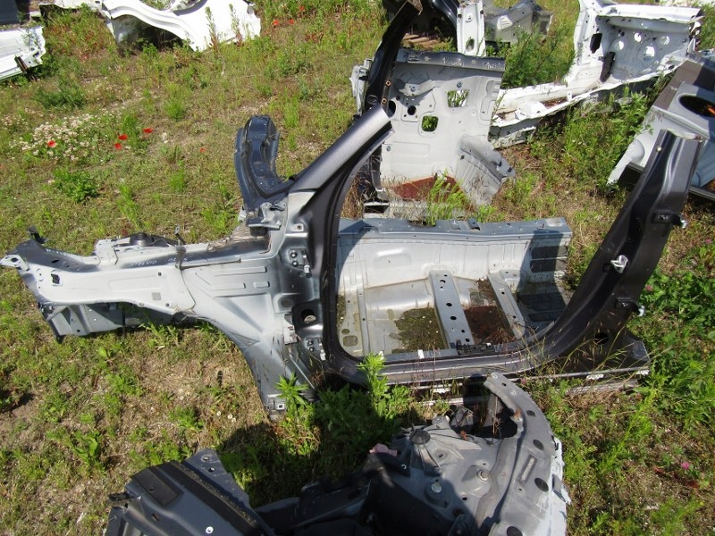 фото №1, Alfa romeo stelvio чверть ліва перед передня довга блок двигуна поріг