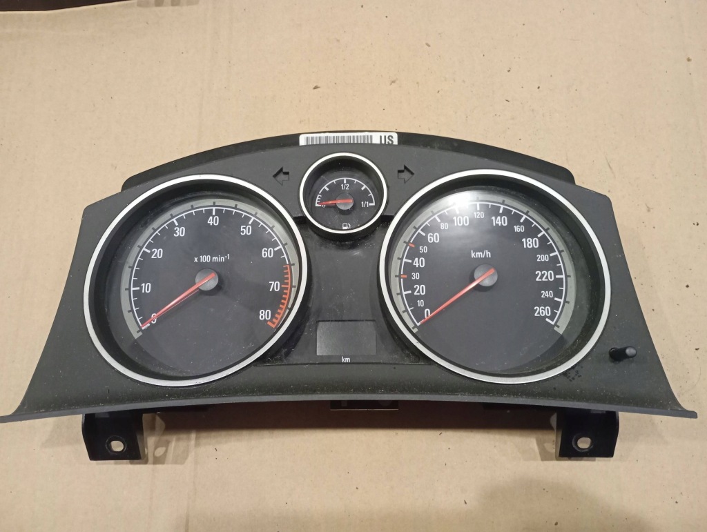 Купить Счетчик приборная панель astra h 1.8 b 13230574