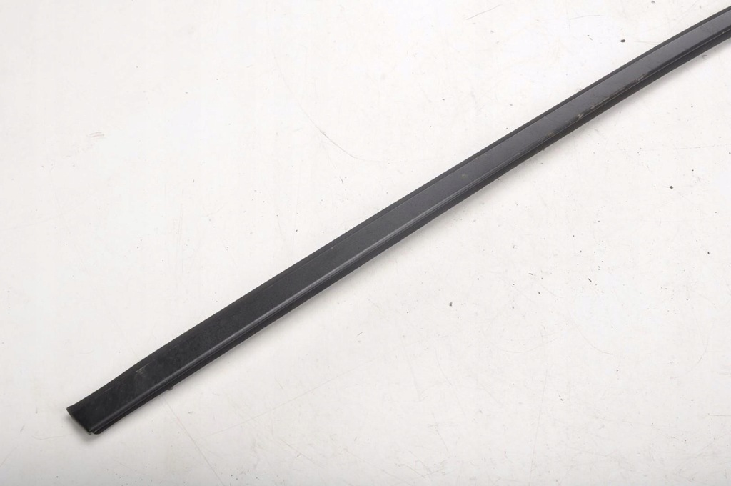 фото №7, Volvo s60 ii молдинг скло передньої ліва 30753985