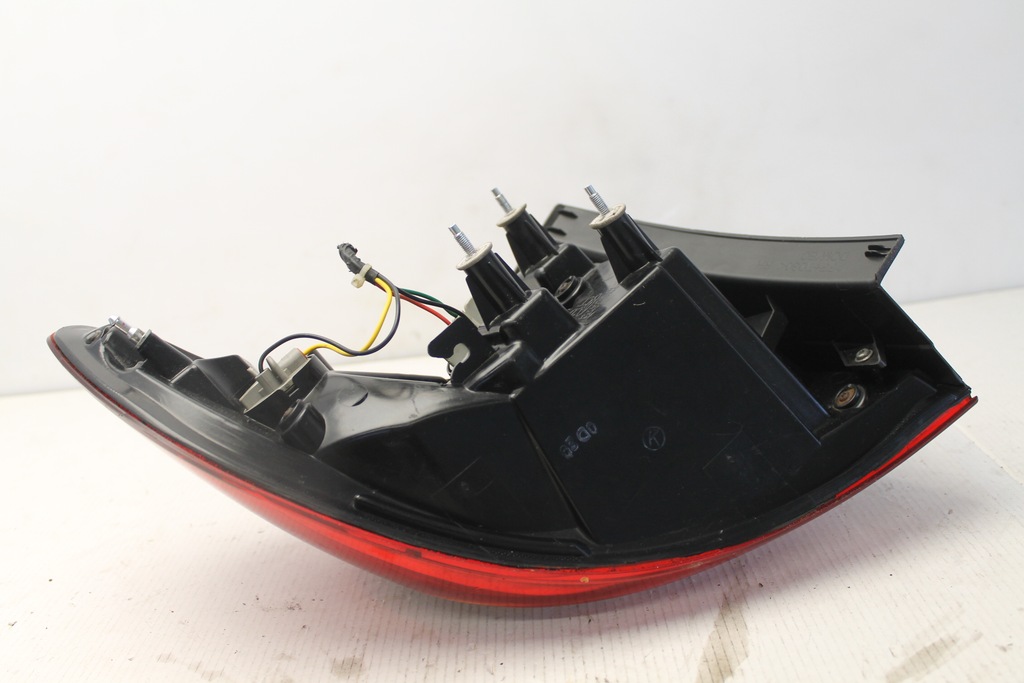 фото №9, Лампа задняя правый задняя santa fe ii lift 2010