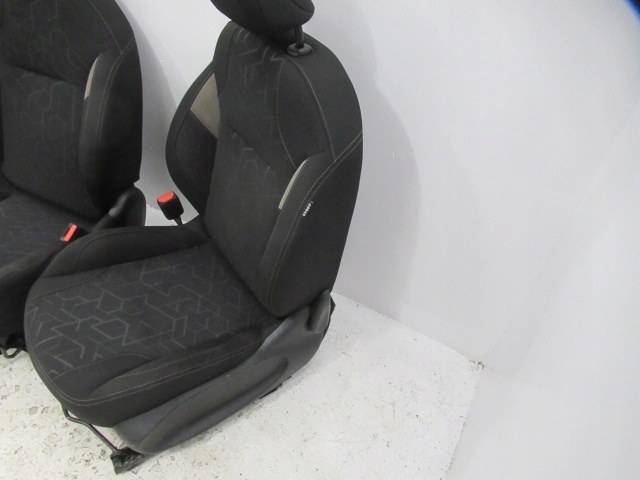 фото №14, Peugeot 2008 сиденья заднее сиденье ремни клипсы комплект