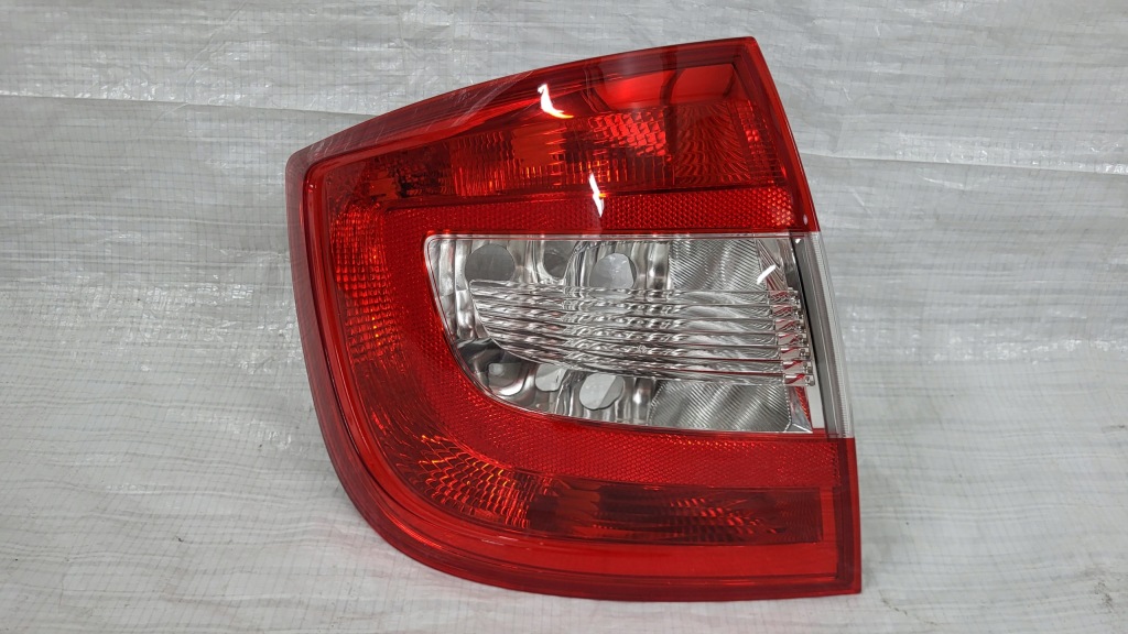 фото №2, -лампа задня ліва skoda rapid liftback 12-