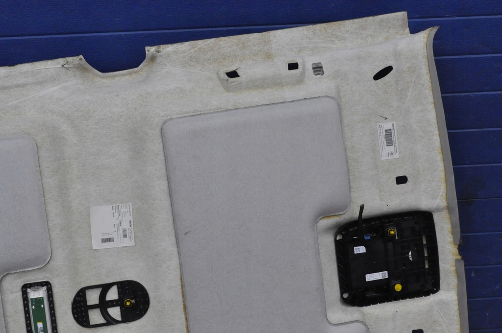 фото №13, Bmw i3 потолок крыша